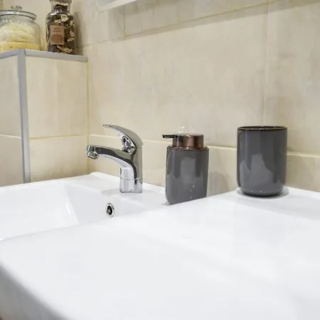 Casa vacanze Duplex Prime Location 2bth 2 *