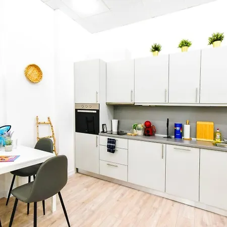 Ваканционна къща Duplex Prime Location 2bth 2 София