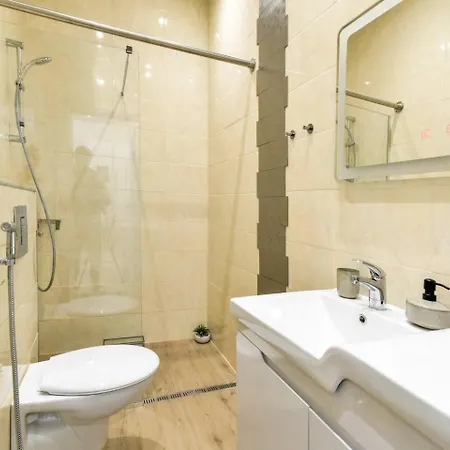 Ваканционна къща Duplex Prime Location 2bth 2 София