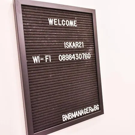 Duplex Prime Location 2bth 2